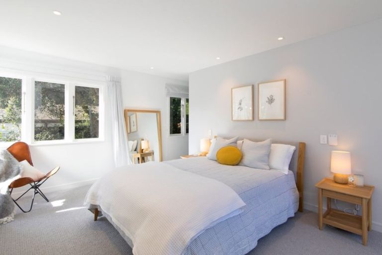 Photo of property in 68 St Michaels Avenue, Point Chevalier, Auckland, 1022