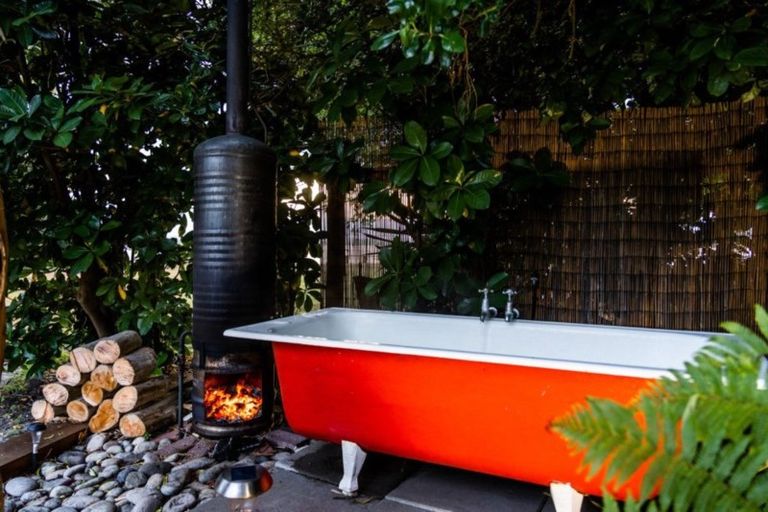 Photo of property in 604 Pukehina Parade, Pukehina, Te Puke, 3189