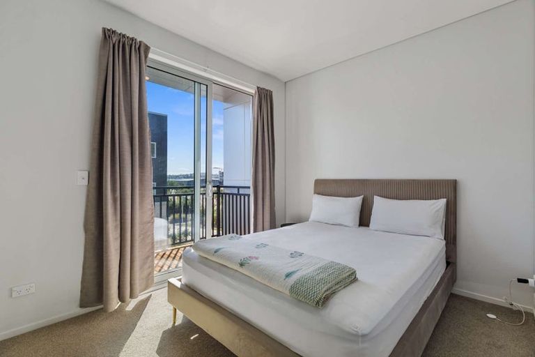 Photo of property in 36 Ceramic Lane, New Lynn, Auckland, 0600