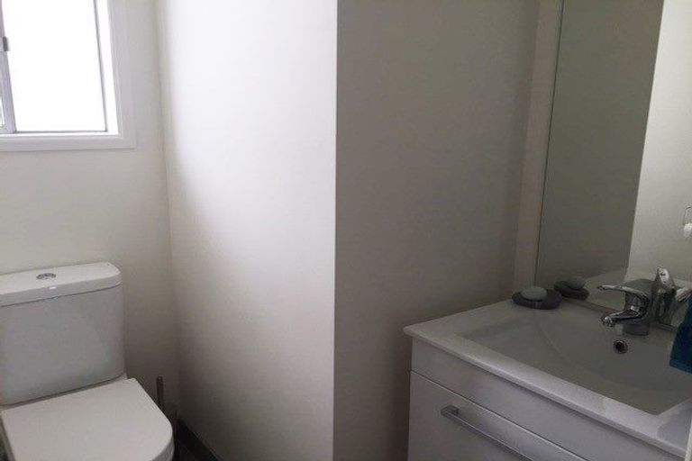 Photo of property in 15 Rothwell Place, Sunnyhills, Auckland, 2010