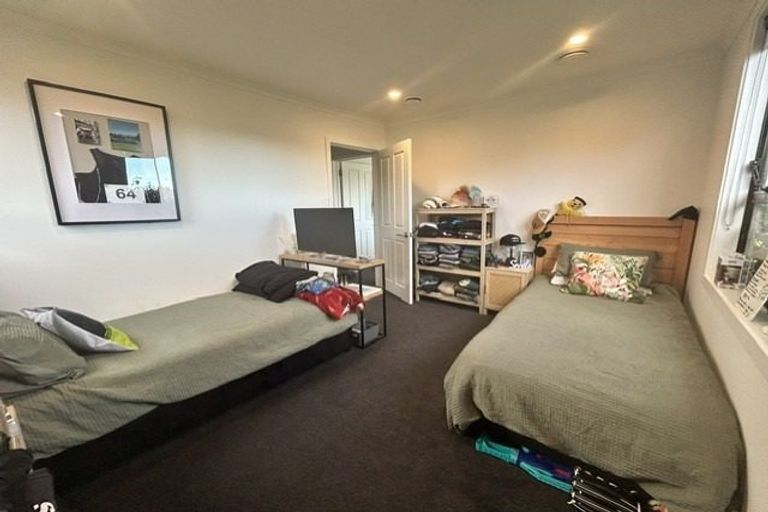 Photo of property in 15 Skerries Street, Outram, 9019
