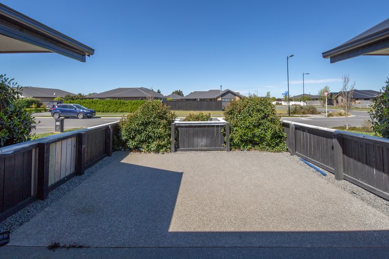 Photo of property in 1 Quartz Drive, Rolleston, 7614