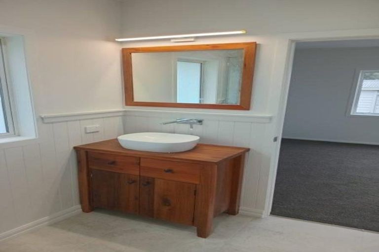 Photo of property in 204b The Terrace, Thames, 3500