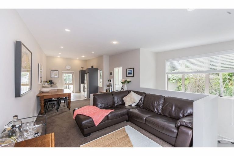 Photo of property in 11/206 Manuka Road, Bayview, Auckland, 0629