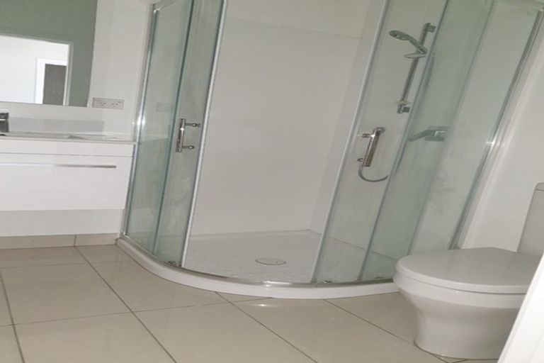 Photo of property in 7/19 Collins Avenue, Tawa, Wellington, 5028