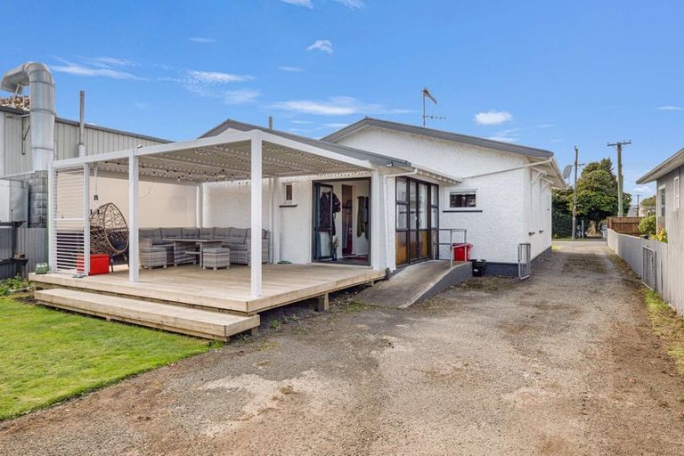 Photo of property in 17 Spier Street, Aramoho, Whanganui, 4500