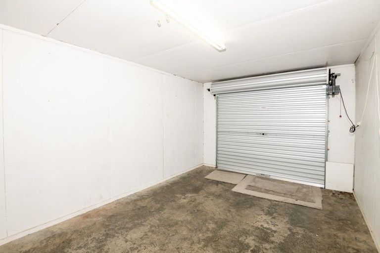 Photo of property in 1/51 Sheridan Terrace, Johnsonville, Wellington, 6037