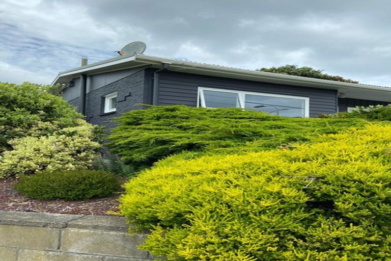 Photo of property in 1/17 The Parade, Island Bay, Wellington, 6023