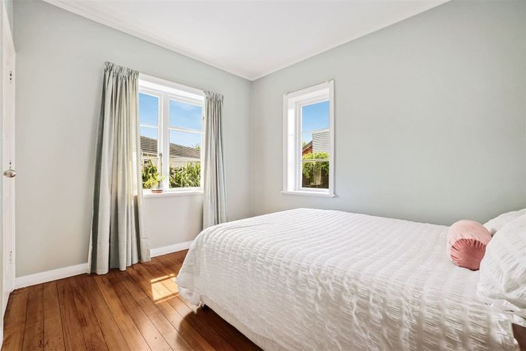 Photo of property in 6 Bard Street, Somerfield, Christchurch, 8024