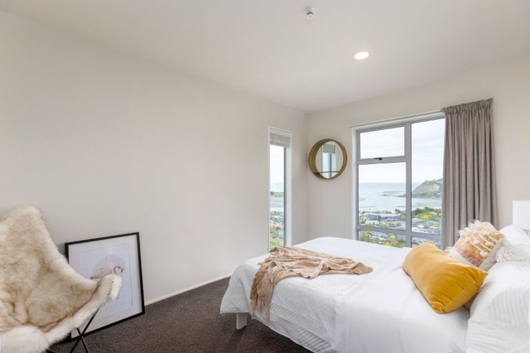 Photo of property in 16 Glendevere Terrace, Redcliffs, Christchurch, 8081
