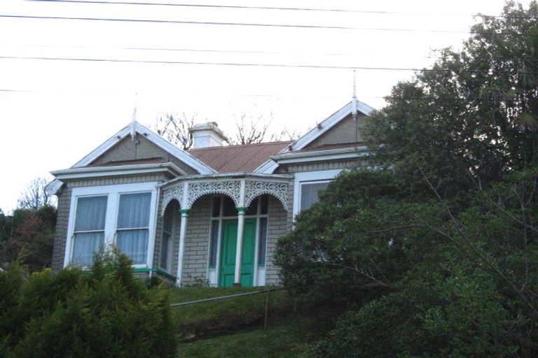 Photo of property in 9 Adderley Terrace, Ravensbourne, Dunedin, 9022