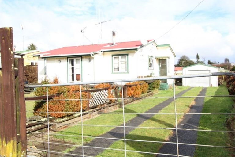 Photo of property in 54 Torphin Crescent, Tokoroa, 3420