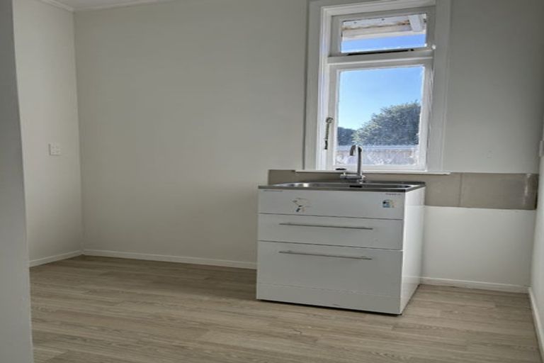 Photo of property in 73 Kauri Street, Miramar, Wellington, 6022