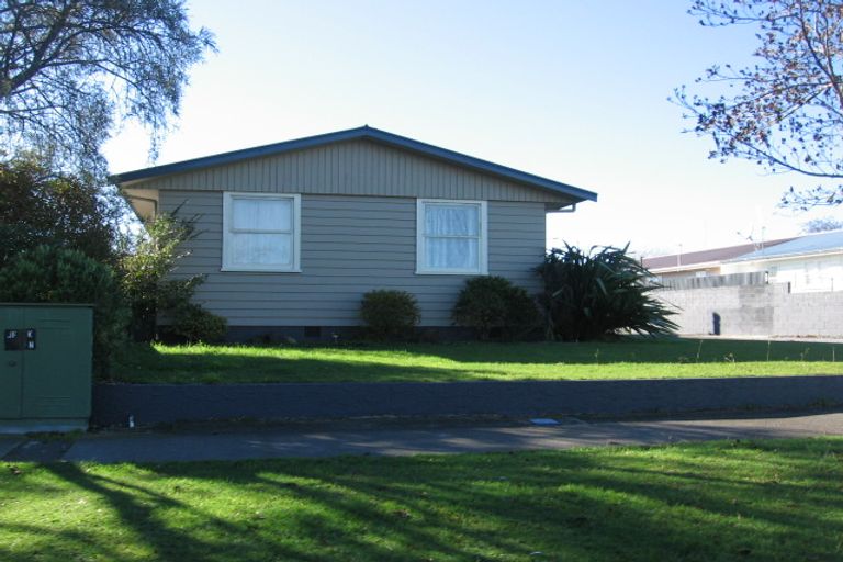 Photo of property in 4 Rennie Avenue, Milson, Palmerston North, 4414