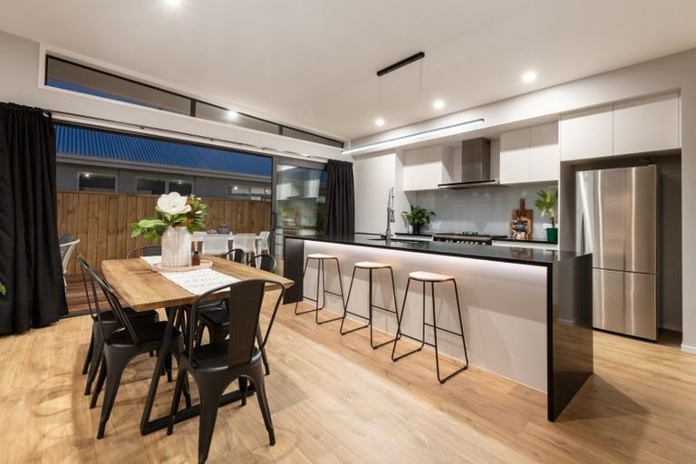 Photo of property in 31 Colpoma Close, Papamoa Beach, Papamoa, 3118