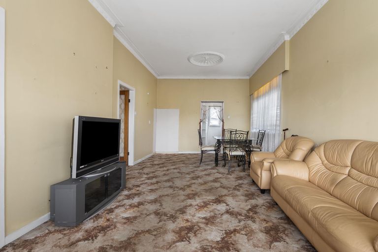 Photo of property in 68 Wolverton Street, Avondale, Auckland, 0600