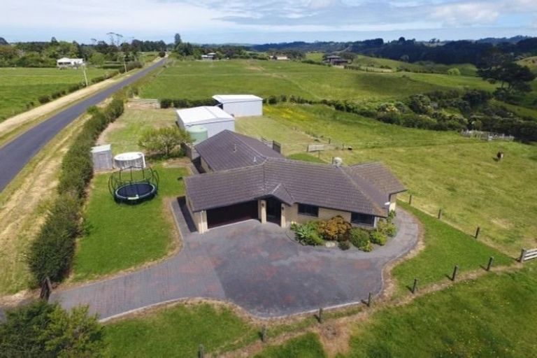 Photo of property in 121 Brook Road, Awhitu, Waiuku, 2684