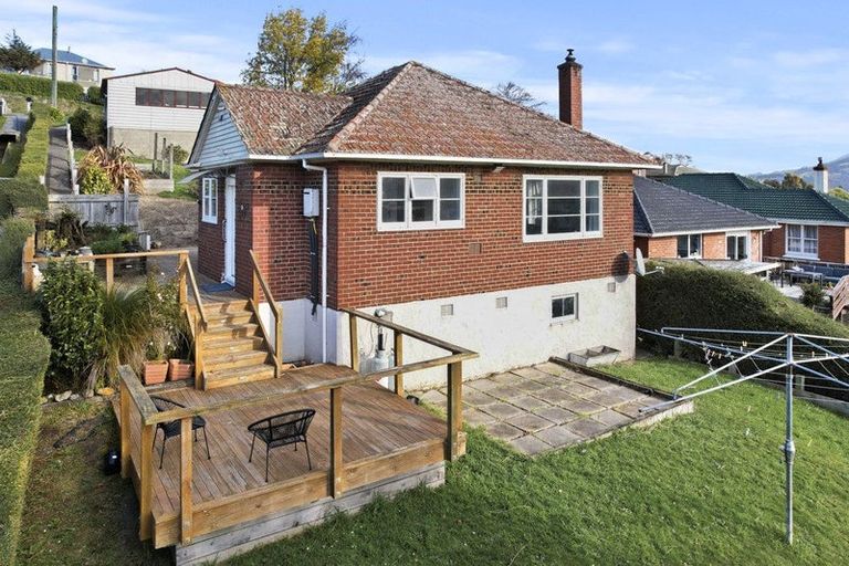 Photo of property in 14 Scotland Terrace, Green Island, Dunedin, 9018