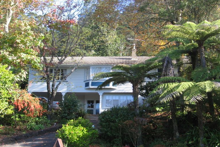 Photo of property in 208 Konini Road, Titirangi, Auckland, 0604