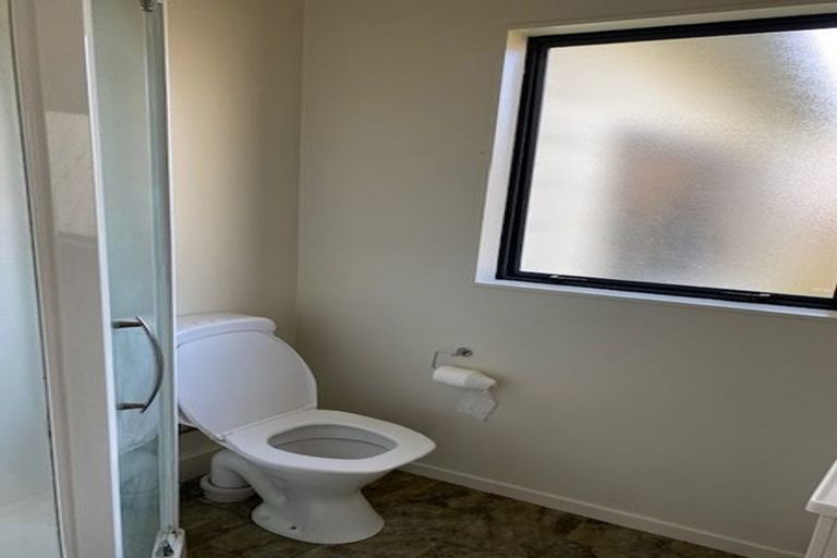 Photo of property in 16 Lincoln Road, Manurewa East, Auckland, 2102