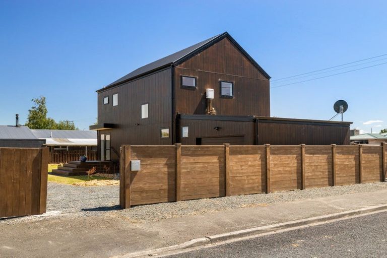 Photo of property in 66 Spenser Street, Milton, 9220