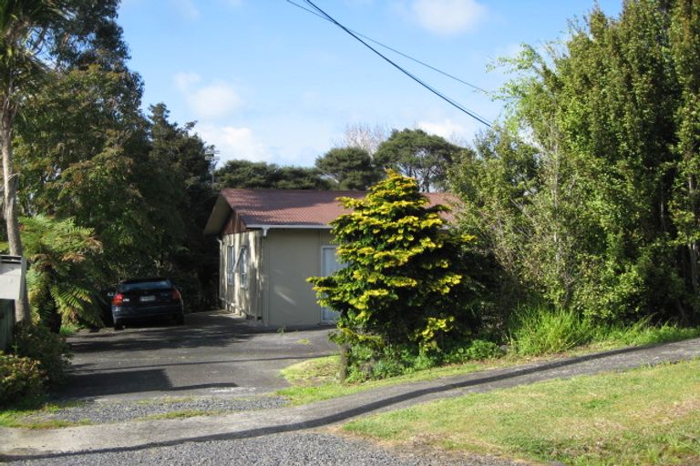 Photo of property in 1/1 Burnham Road, Waitakere, Auckland, 0816