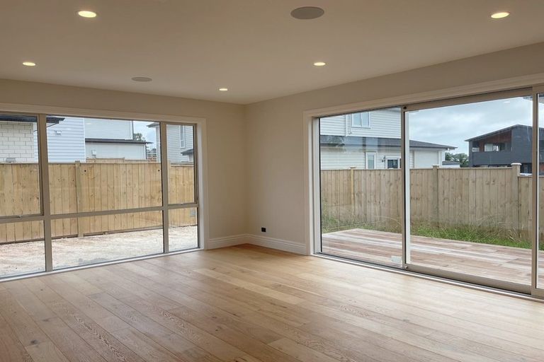 Photo of property in 47 Kewa Road, Albany Heights, Auckland, 0632