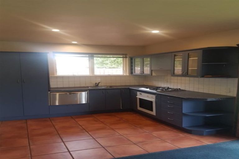 Photo of property in 2/245 Waimairi Road, Ilam, Christchurch, 8041