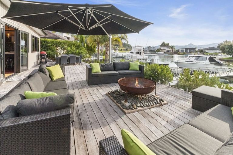 Photo of property in 421 Waterways Parade, Pauanui, Hikuai, 3579