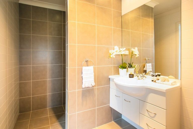 Photo of property in 16 Brancaster Place, Cambridge, 3434