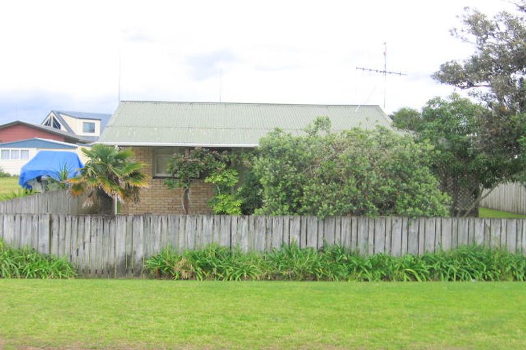 Photo of property in 125a Graham Street, Whangamata, 3620