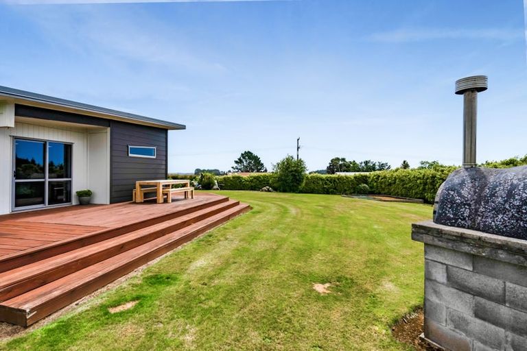 Photo of property in 281 Upland Road, Tarurutangi, New Plymouth, 4372