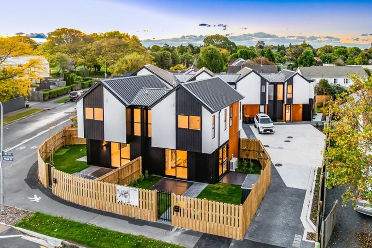 Photo of property in 7/1 Huia Street, Riccarton, Christchurch, 8041