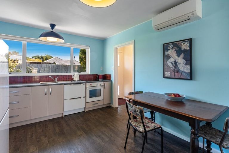 Photo of property in 2/18 Pahau Place, Cracroft, Christchurch, 8025