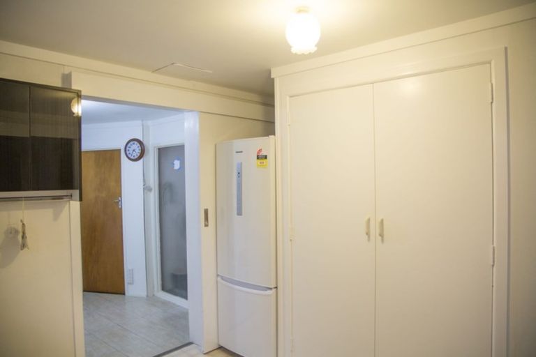 Photo of property in 3 Marcel Place, Glenfield, Auckland, 0629