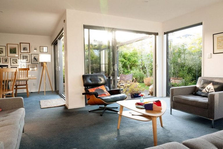 Photo of property in 46e Navigation Drive, Whitby, Porirua, 5024