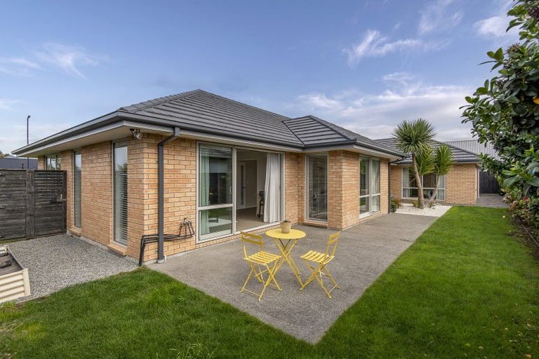 Photo of property in 2 Te Aika Street, Marshland, Christchurch, 8083