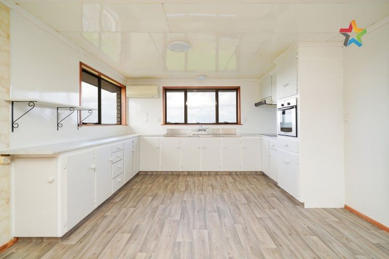 Photo of property in 220 Bay Road, West Plains, Invercargill, 9879