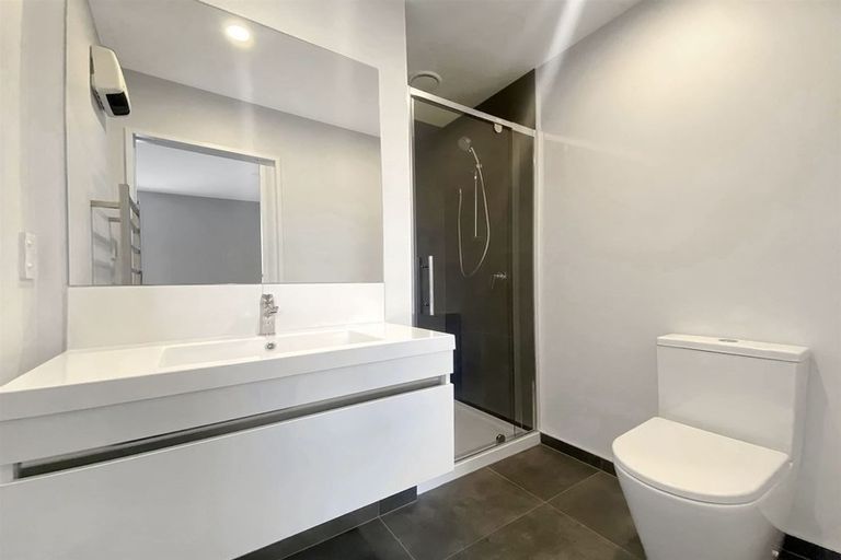 Photo of property in 1/37 Webb Street, St Albans, Christchurch, 8014