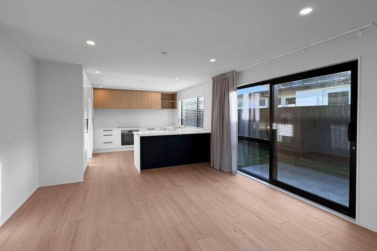 Photo of property in 8 Phelan Place, Aidanfield, Christchurch, 8025