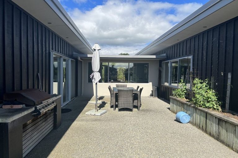 Photo of property in 4 Te Harawira Street, Otaki, 5512