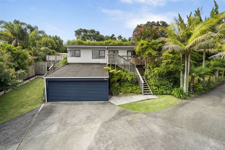 Photo of property in 2/70b Matipo Road, Mairangi Bay, Auckland, 0630
