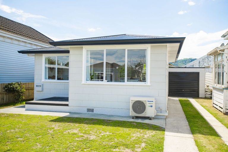Photo of property in 19 Norman Road, Te Hapara, Gisborne, 4010