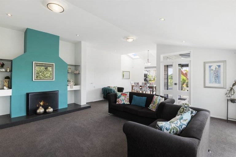 Photo of property in 3/130 Beach Road, Castor Bay, Auckland, 0620