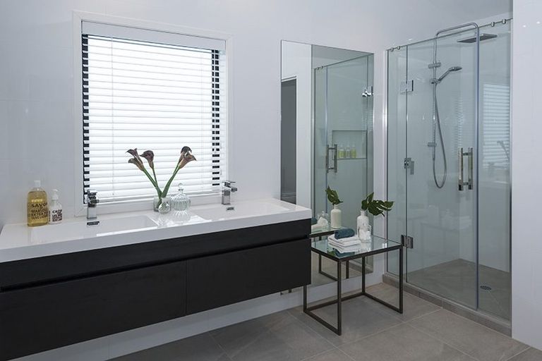 Photo of property in 184 Clovelly Road, Bucklands Beach, Auckland, 2012