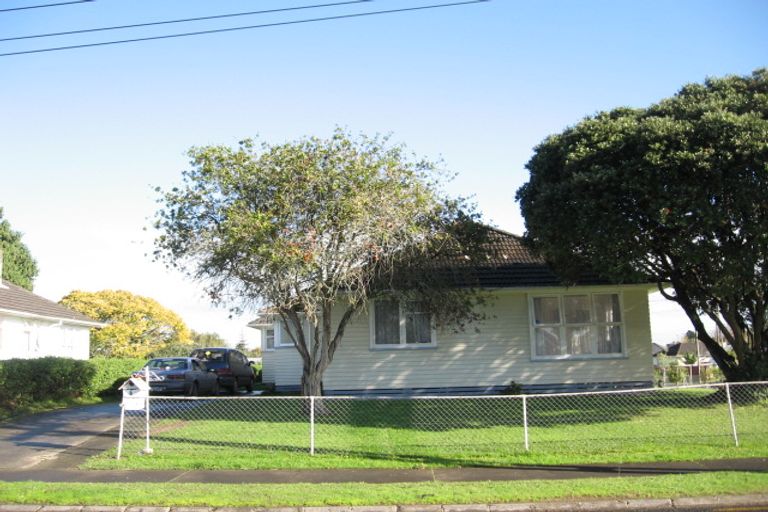 Photo of property in 6 Tyrone Street, Otara, Auckland, 2023