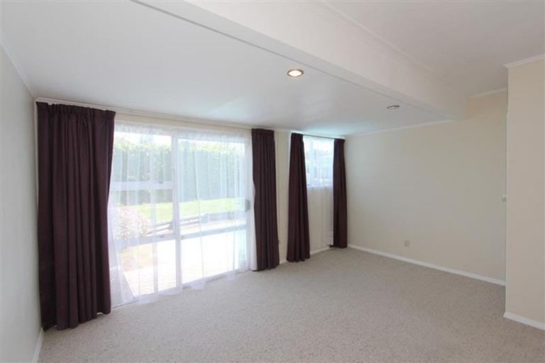 Photo of property in 3 Bowater Place, Manurewa, Auckland, 2102