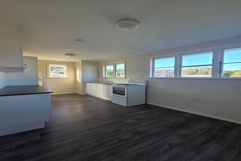 Photo of property in 356 Oxford Terrace, Avalon, Lower Hutt, 5011