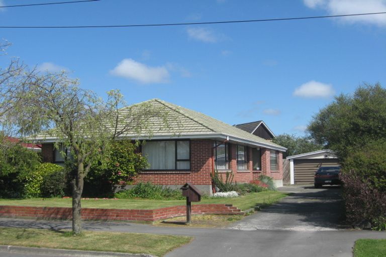 Photo of property in 19 Wendover Street, Bishopdale, Christchurch, 8053