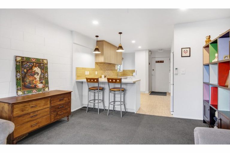 Photo of property in 1/115 Waltham Road, Sydenham, Christchurch, 8023